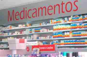  Entidades criticam permissão para farmacêutico prescrever medicamento 